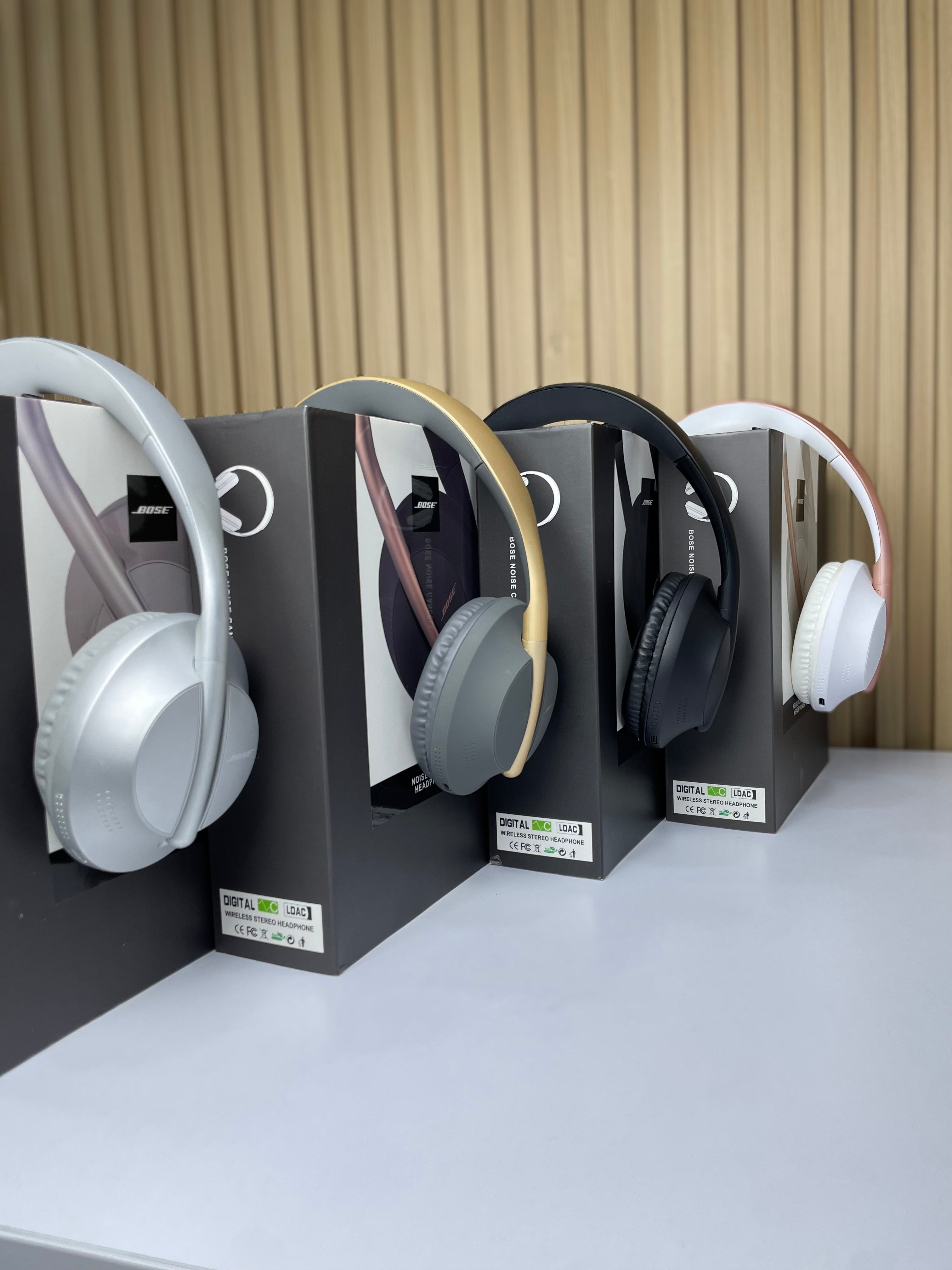 Audifono Diadema Bose 700 Bluetooth